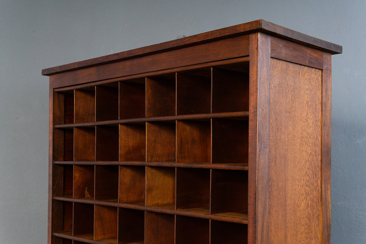 seltene französische Bibliothek aus Massivholz um 1900 - Karteikarten Regal Schrank Raumteiler Büro Kommode Vintage Alt Antik MÖBLINGER