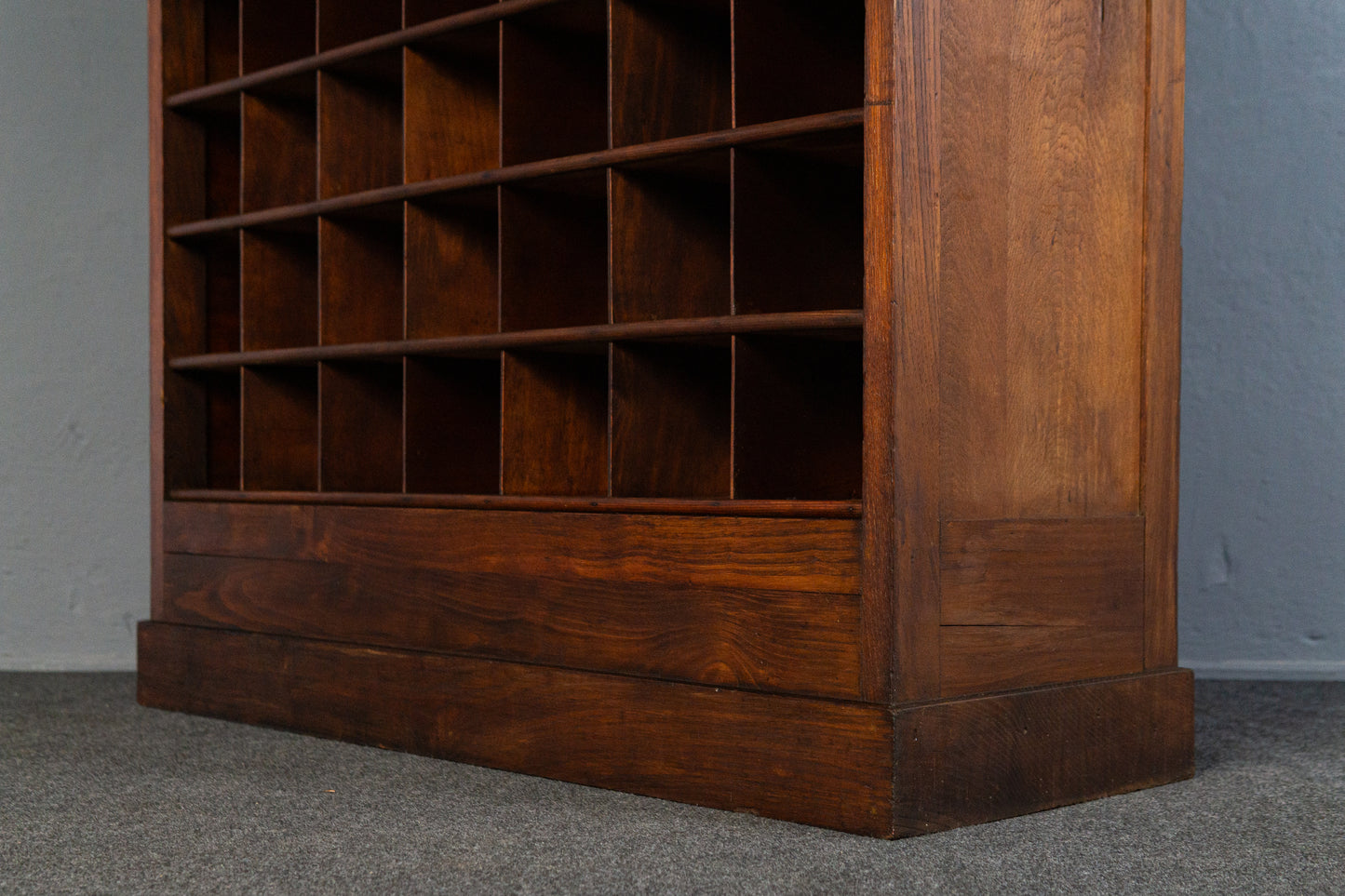 seltene französische Bibliothek aus Massivholz um 1900 - Karteikarten Regal Schrank Raumteiler Büro Kommode Vintage Alt Antik MÖBLINGER