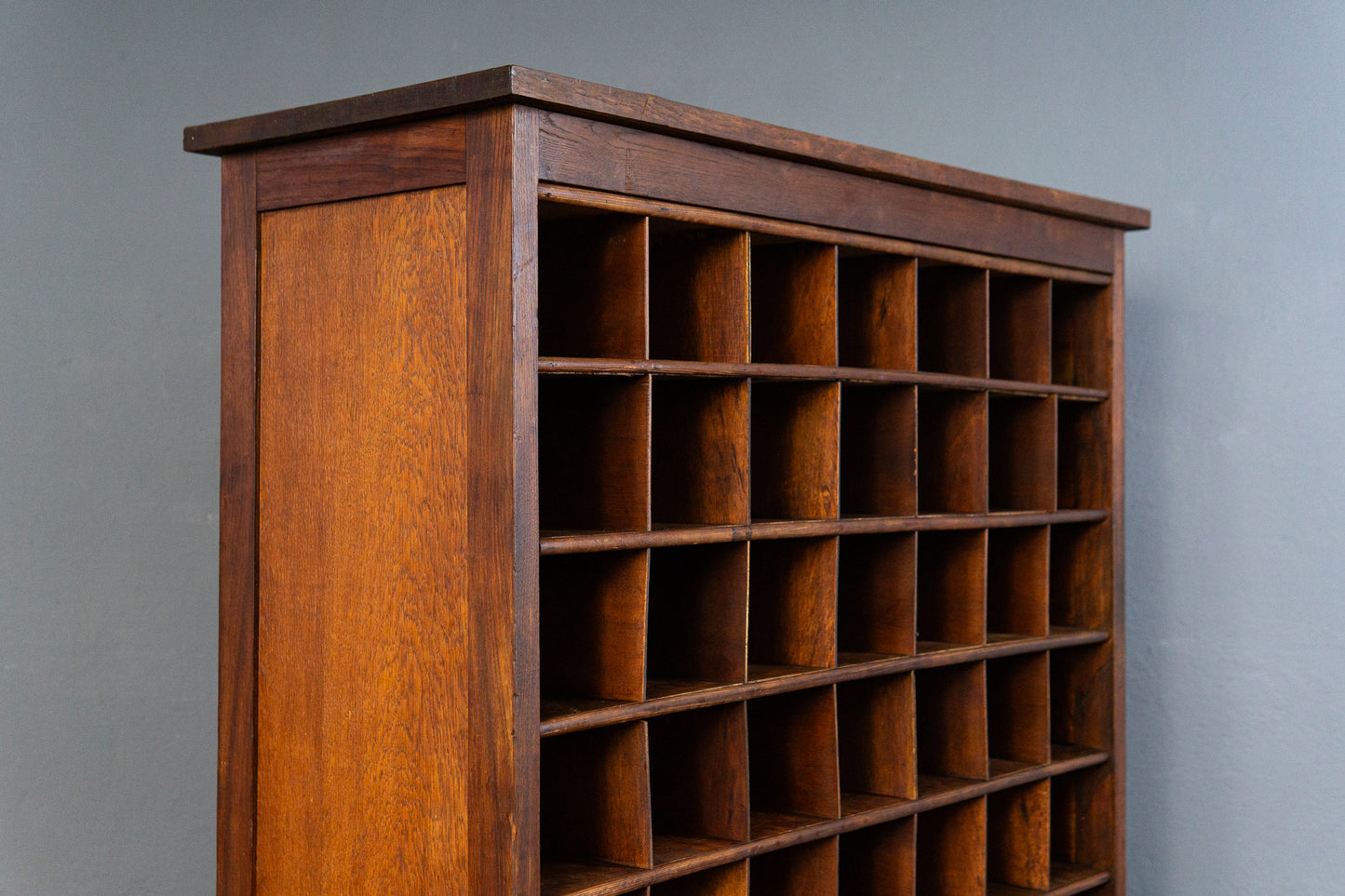 seltene französische Bibliothek aus Massivholz um 1900 - Karteikarten Regal Schrank Raumteiler Büro Kommode Vintage Alt Antik MÖBLINGER
