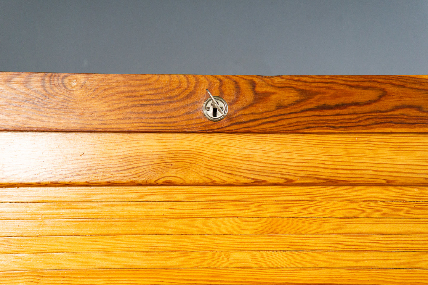 Praktischer Vintage Rollladenschrank, Mid-Century - Aktenschrank Kommode Regal Schrank Büro Alt MÖBLINGER