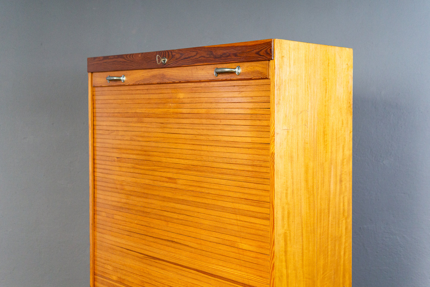 Praktischer Vintage Rollladenschrank, Mid-Century - Aktenschrank Kommode Regal Schrank Büro Alt MÖBLINGER