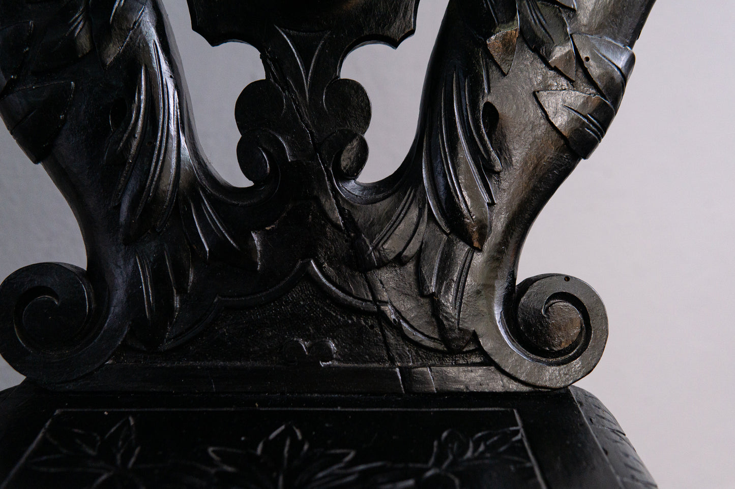 Außergewöhnliches 3er Set Sgabello Brettstühle, 2.Hälfte des 19.Jahrhunderts - Historismus Italienische Stühle Sessel Tisch Alt Antik MÖBLINGER