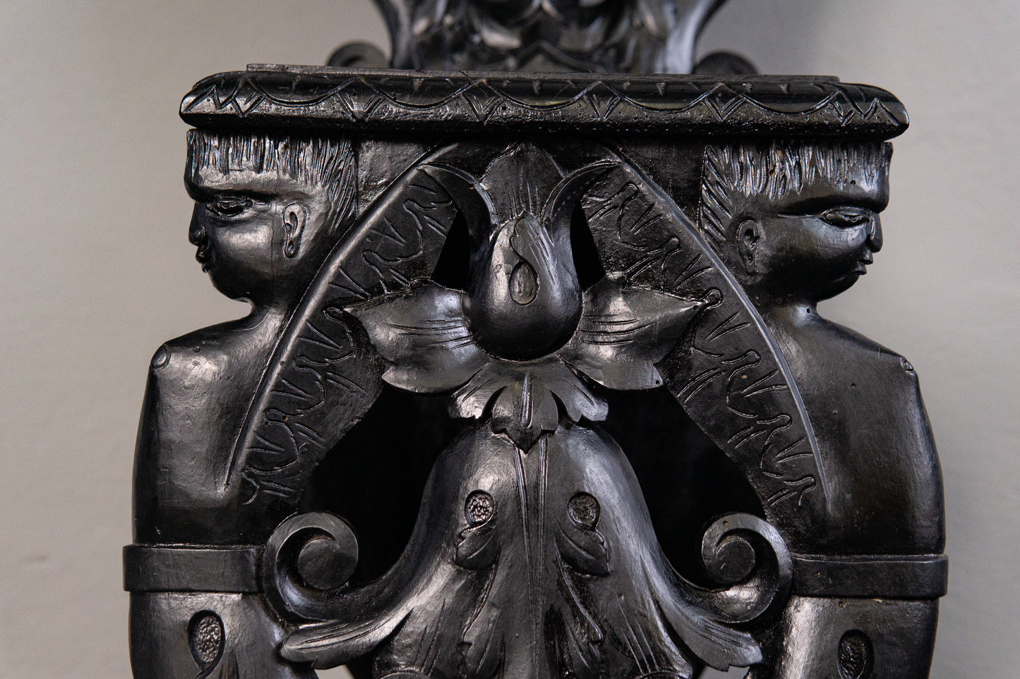 Außergewöhnliches 3er Set Sgabello Brettstühle, 2.Hälfte des 19.Jahrhunderts - Historismus Italienische Stühle Sessel Tisch Alt Antik MÖBLINGER