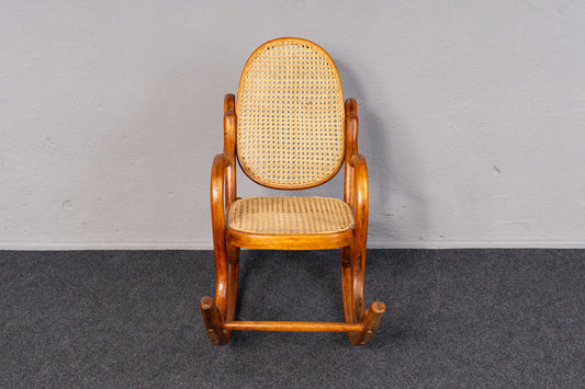 antiker Kinder Schaukelstuhl Sessel Stuhl Sofa Couch MÖBLINGER 2410_2404