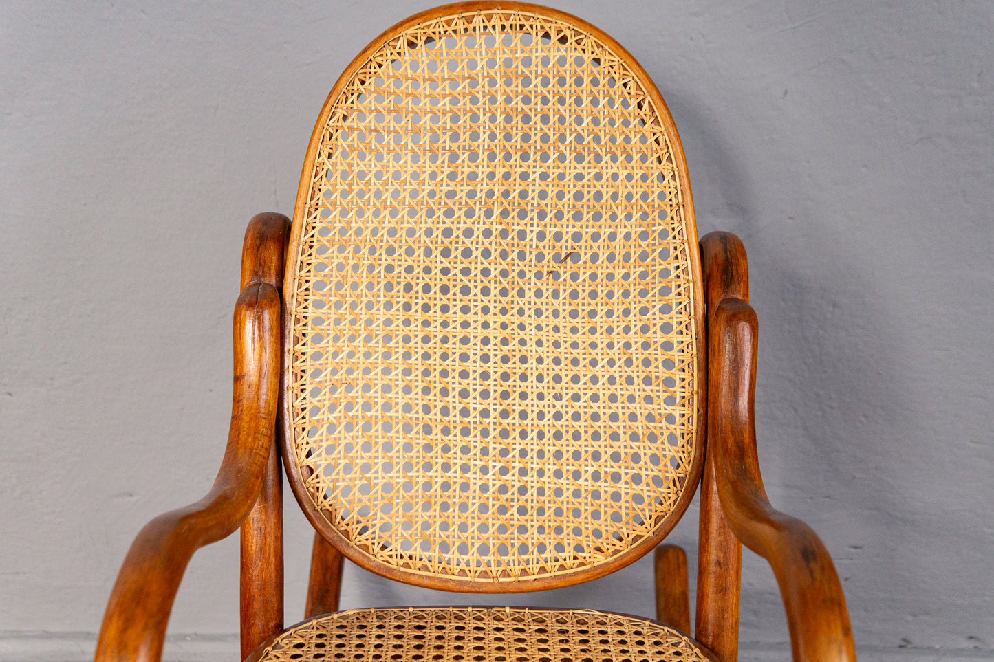 antiker Kinder Schaukelstuhl Sessel Stuhl Sofa Couch MÖBLINGER 2410_2404