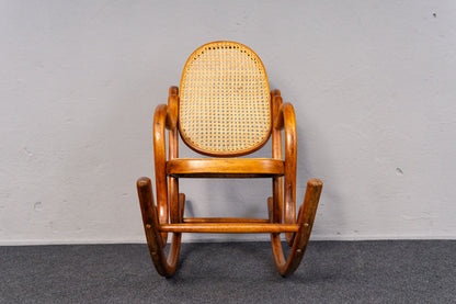 antiker Kinder Schaukelstuhl Sessel Stuhl Sofa Couch MÖBLINGER 2410_2404
