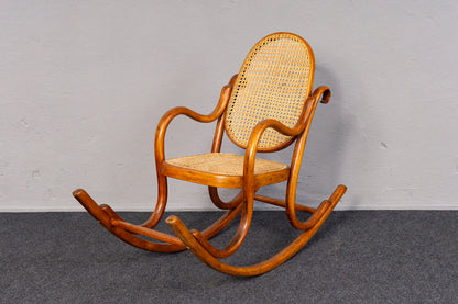 antiker Kinder Schaukelstuhl Sessel Stuhl Sofa Couch MÖBLINGER 2410_2404