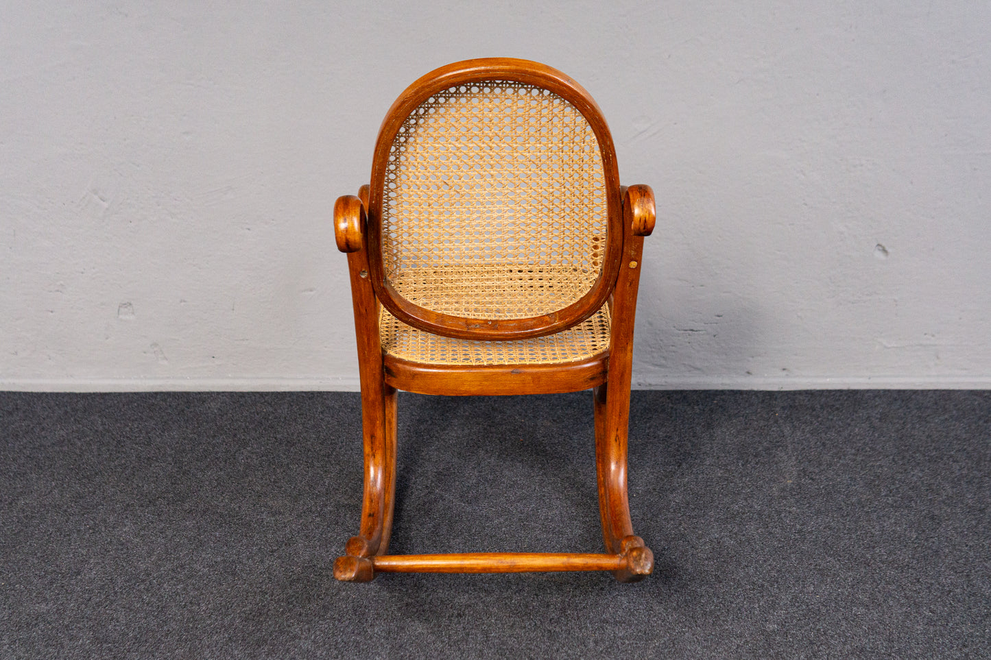 antiker Kinder Schaukelstuhl Sessel Stuhl Sofa Couch MÖBLINGER 2410_2404