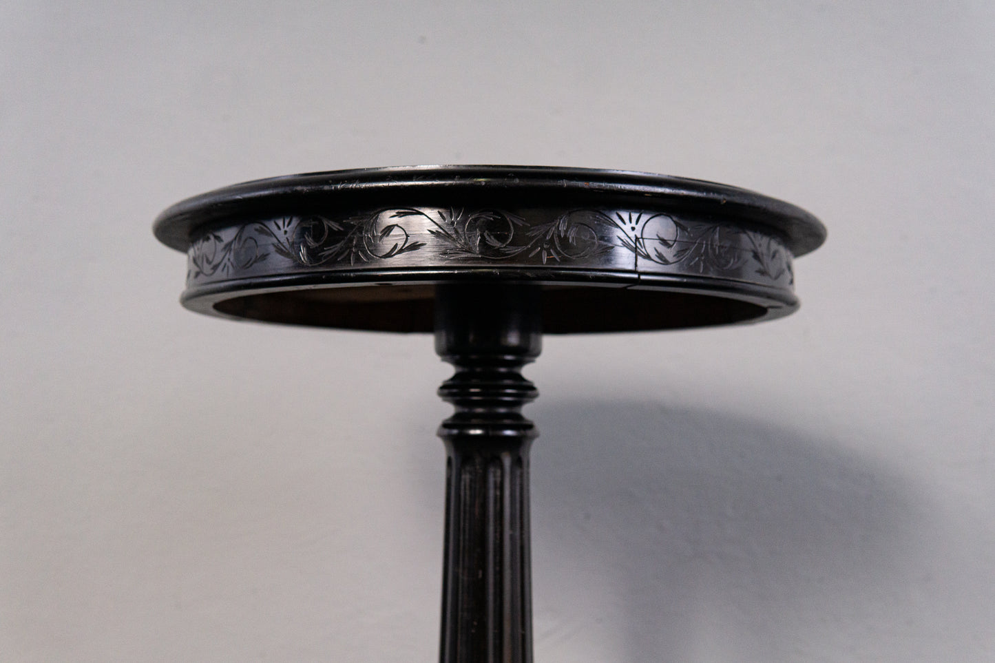 Blumentisch Antik Tisch Stuhl Hocker Beistelltisch Table MÖBLINGER 2410_2406