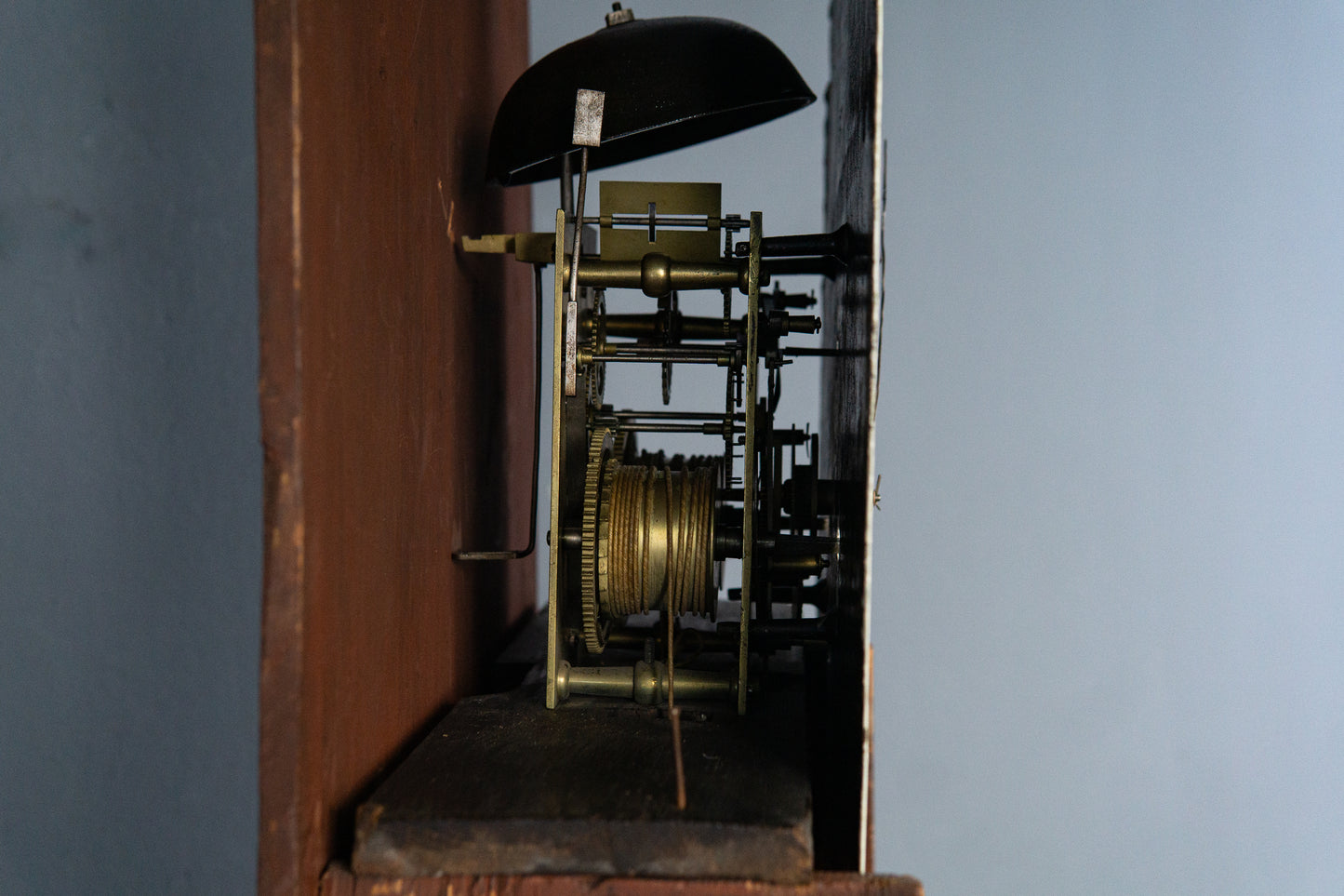 Elegante Englische Standuhr, 1.Hälfte des 19.Jahrhunderts - Clock Wohnzimmer Pendel Gewichte Uhrwerk Uhr Alt Antik MÖBLINGER