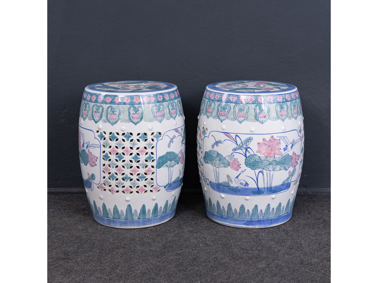 Hocker Blumen Tisch Porzellan Ablage Deko Alt Vintage 2211_2806