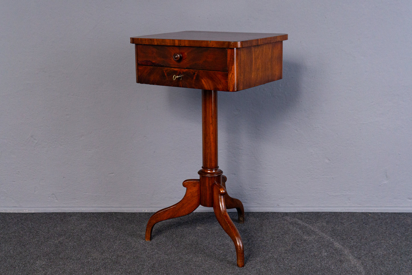 Antik Nähtisch Tisch Kommode Sekretär Schrank Alt Regal MÖBLINGER 2411_0403