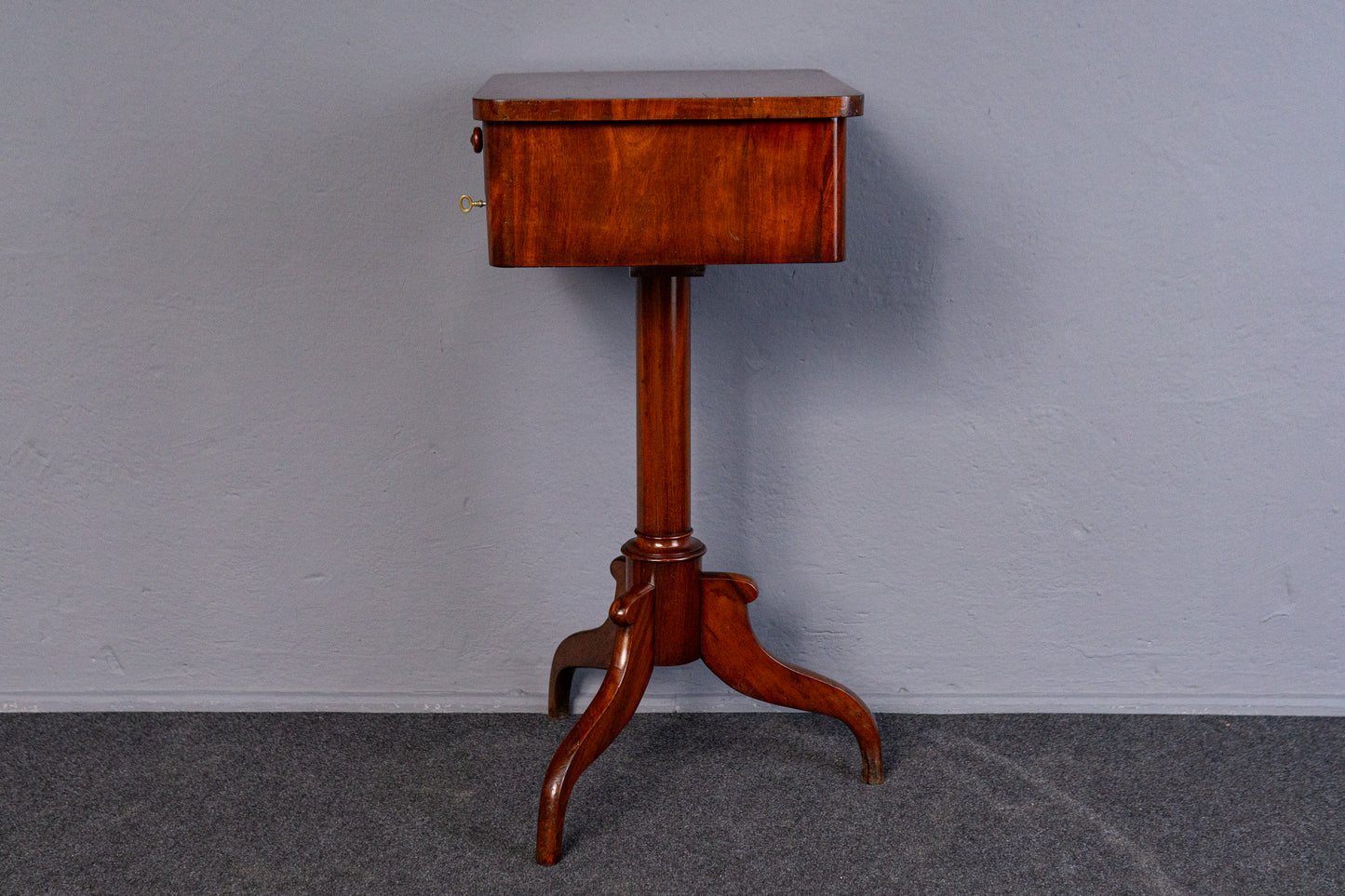 Antik Nähtisch Tisch Kommode Sekretär Schrank Alt Regal MÖBLINGER 2411_0403