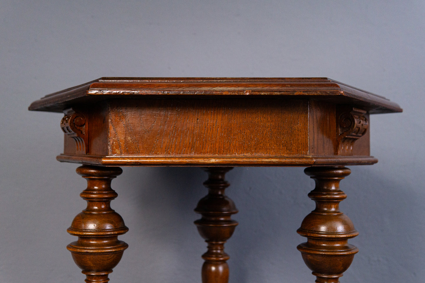 Gründerzeit Beistelltisch Antik Tisch Bank Sofa Table MÖBLINGER 2411_0406