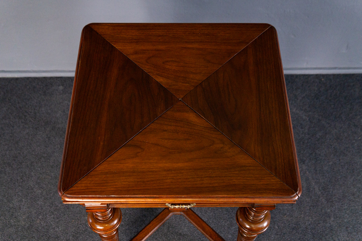 Gründerzeit Spieltisch Tisch Beistelltisch Table Antik MÖBLINGER 2411_0703
