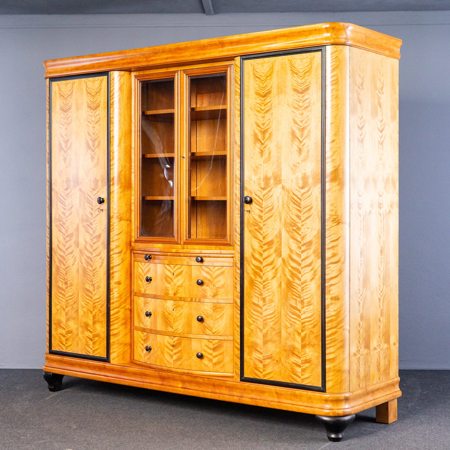 Großer Vintage Kleiderschrank Kommode Schrank Alt Antik MÖBLINGER 2411_0706