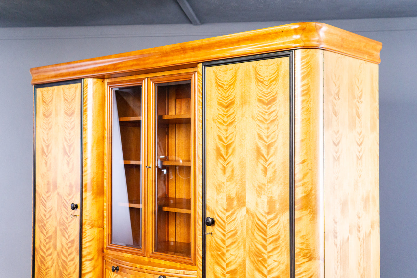 Großer Vintage Kleiderschrank Kommode Schrank Alt Antik MÖBLINGER 2411_0706