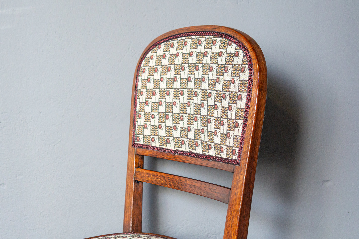 Schöner Jugendstil Stuhl, Anfang des 20.Jahrhunderts - J.&J. Kohn Nr. 715 Entwurf Gustav Siegel Wien Thonet Tisch Stuhl