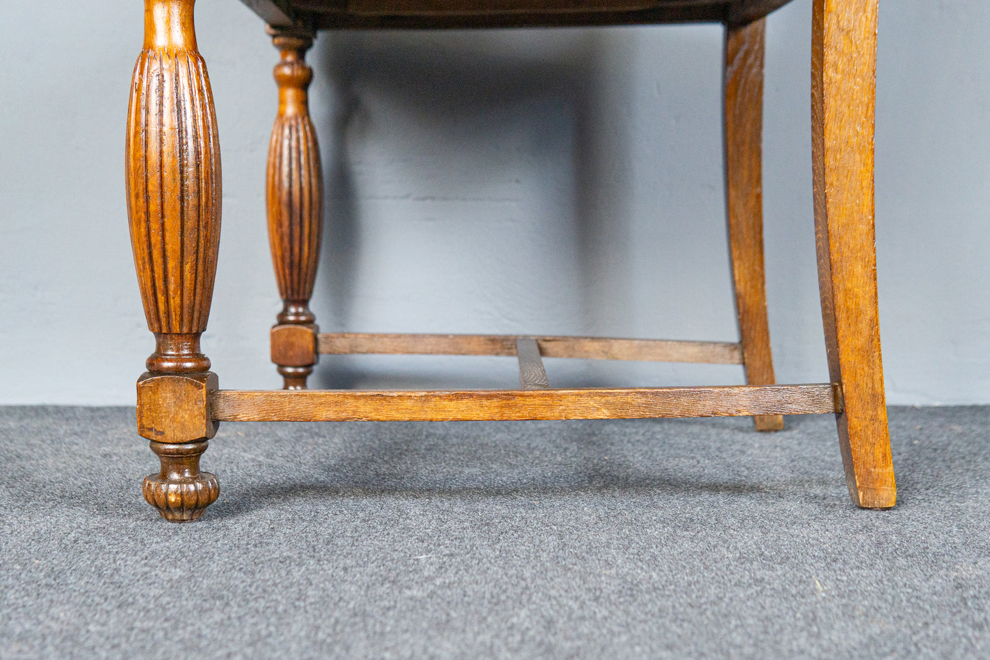 Antik Armlehnenstuhl Sessel Thron Stuhl Sofa Tisch Couch MÖBLINGER 2411_1307
