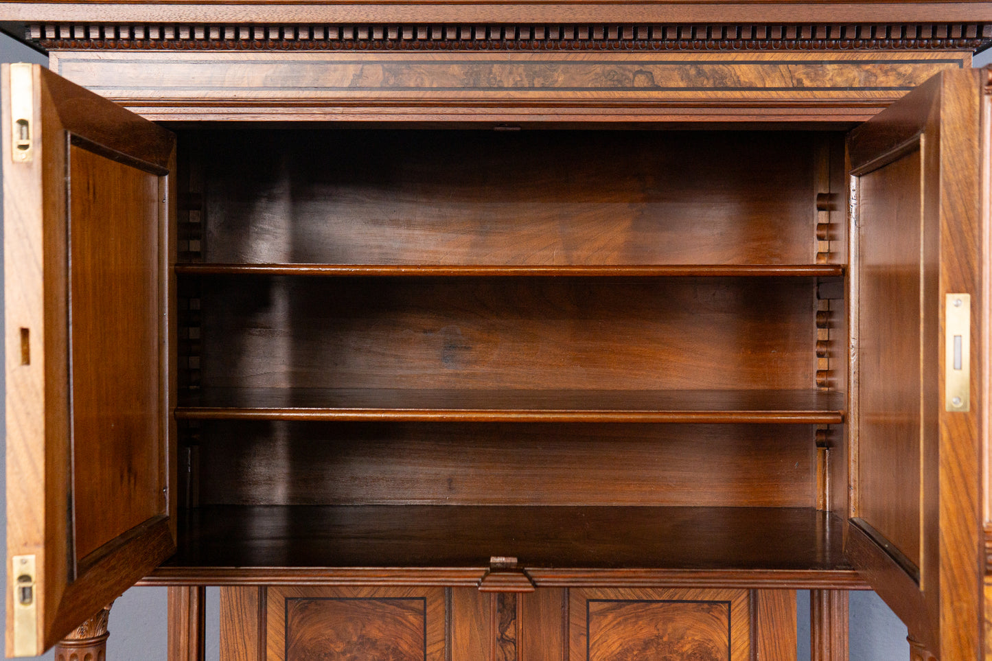 restaur. Antik Buffet Regal Schrank Vitrine Kommode Alt MÖBLINGER 2411_1401