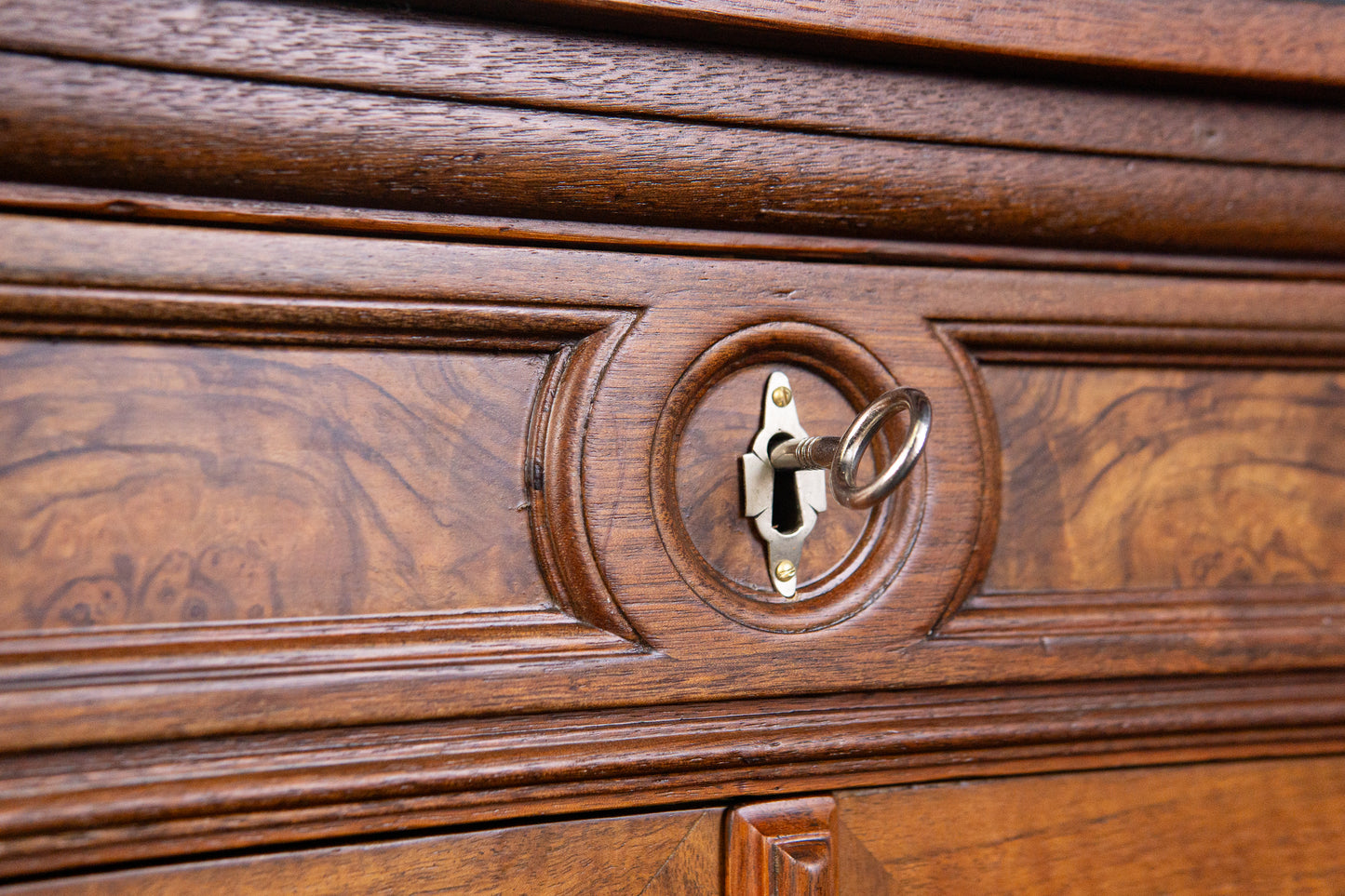 restaur. Antik Buffet Regal Schrank Vitrine Kommode Alt MÖBLINGER 2411_1401