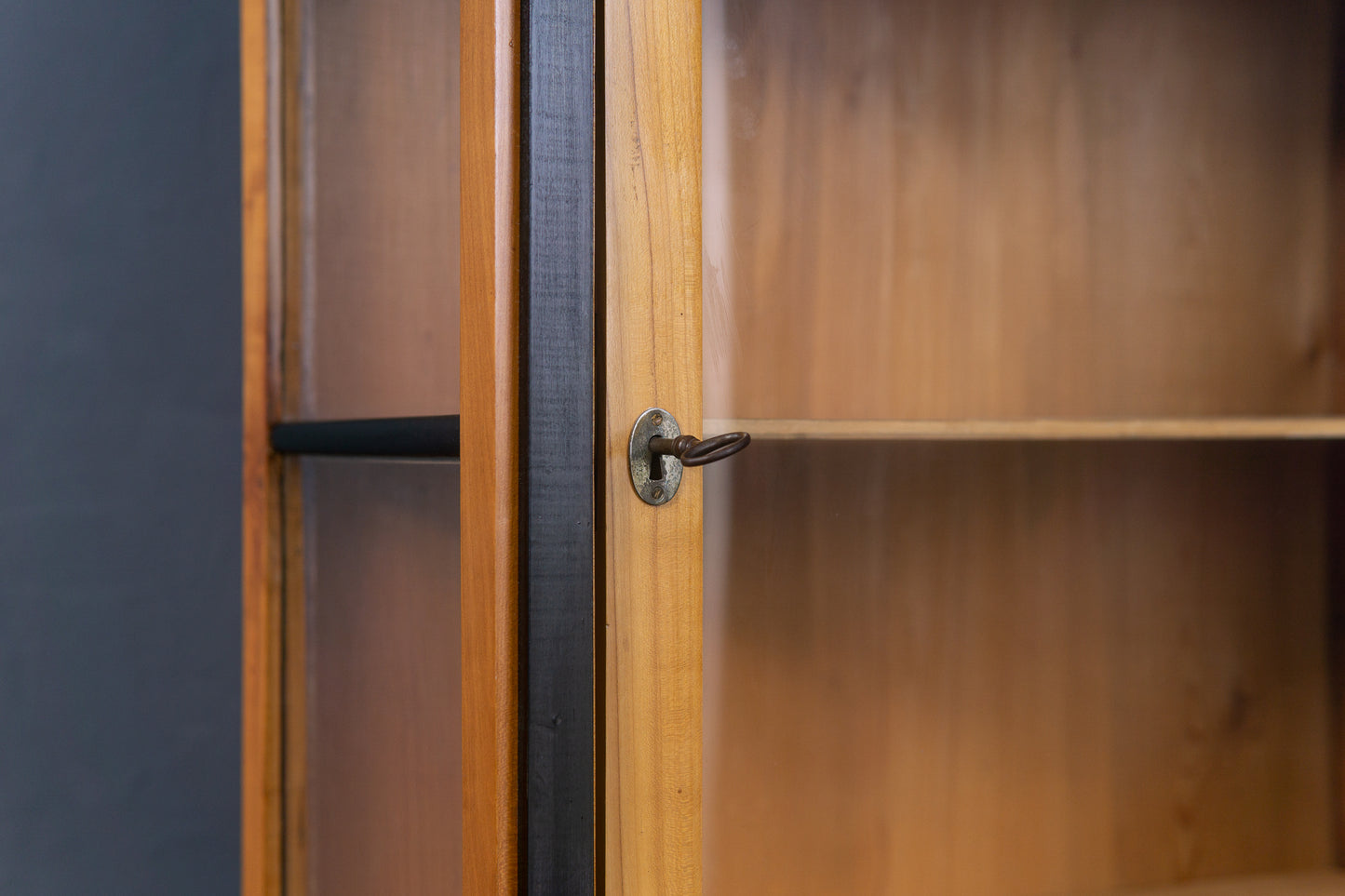 Vitrine Schrank Regal Kommode Biedermeier Alt Antik 2301_3001