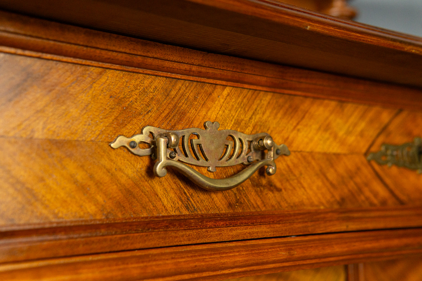 Antik Vertiko Gründerzeit Schrank Kommode Buffet Regal MÖBLINGER 2411_1907
