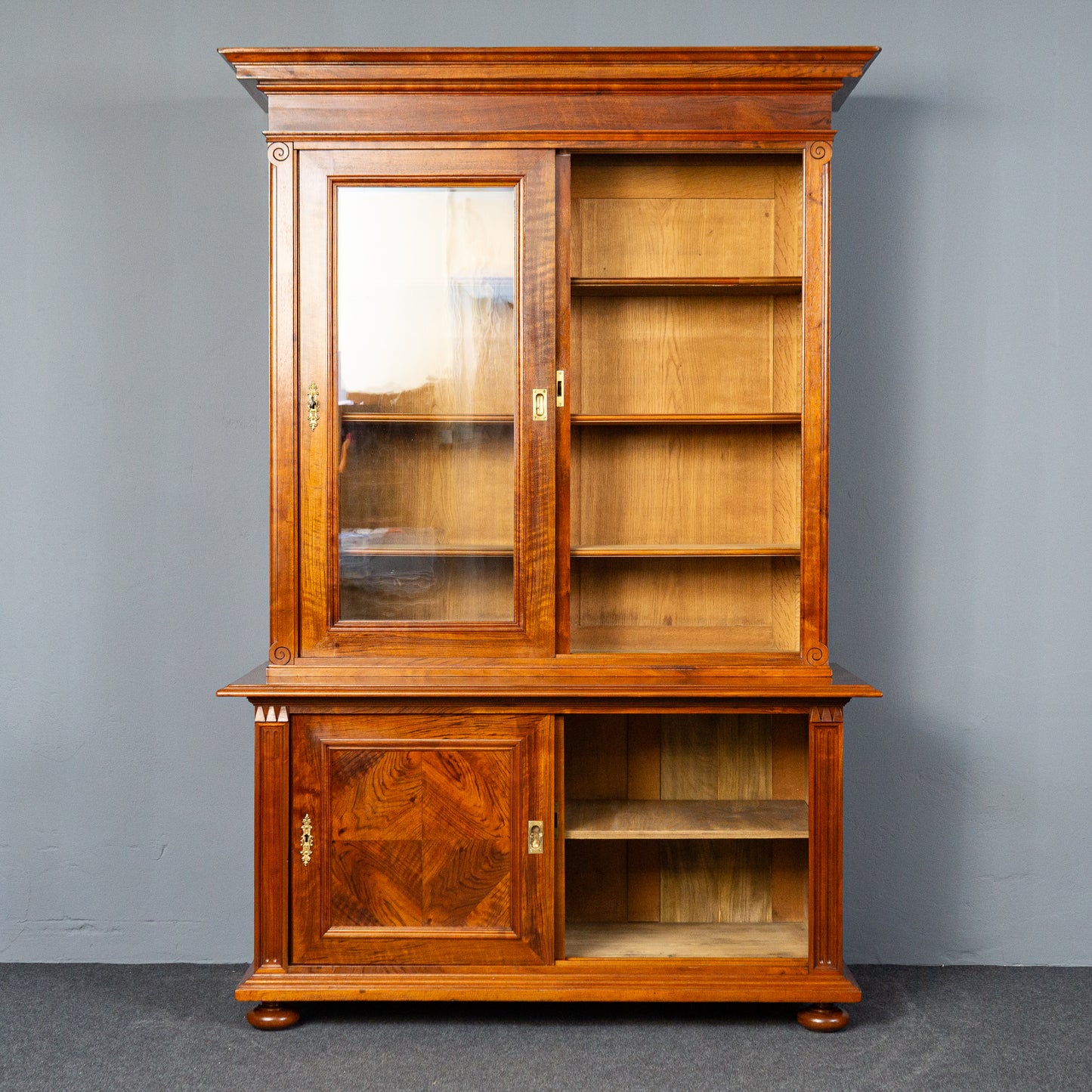 rest. Bücherschrank Vitrine Regal Buffet Schrank Antik MÖBLINGER 2411_1911