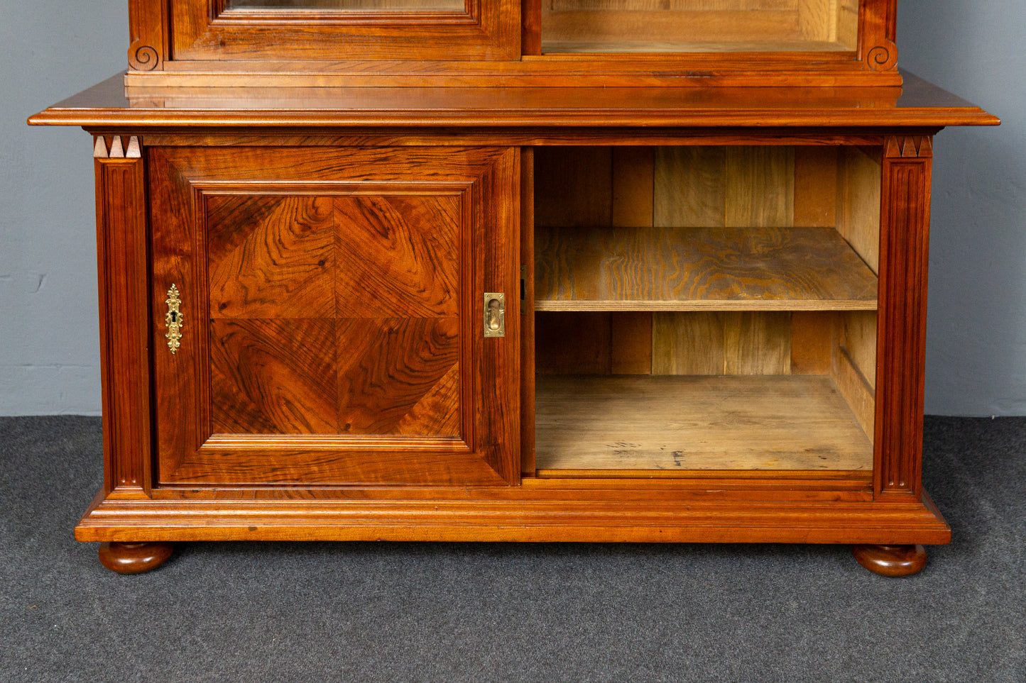 rest. Bücherschrank Vitrine Regal Buffet Schrank Antik MÖBLINGER 2411_1911