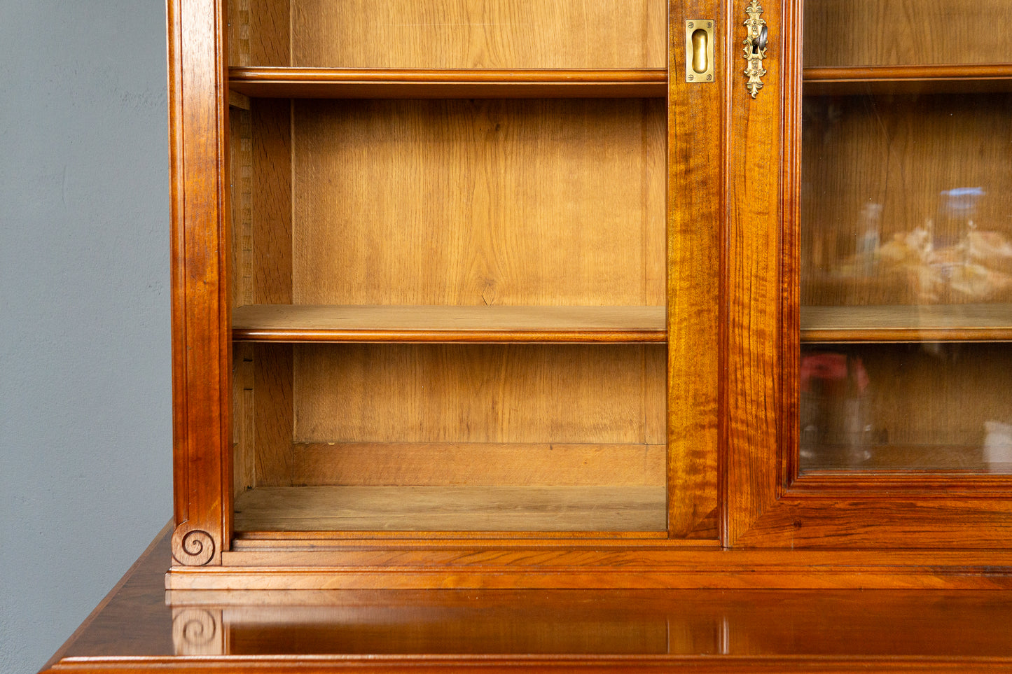 rest. Bücherschrank Vitrine Regal Buffet Schrank Antik MÖBLINGER 2411_1911