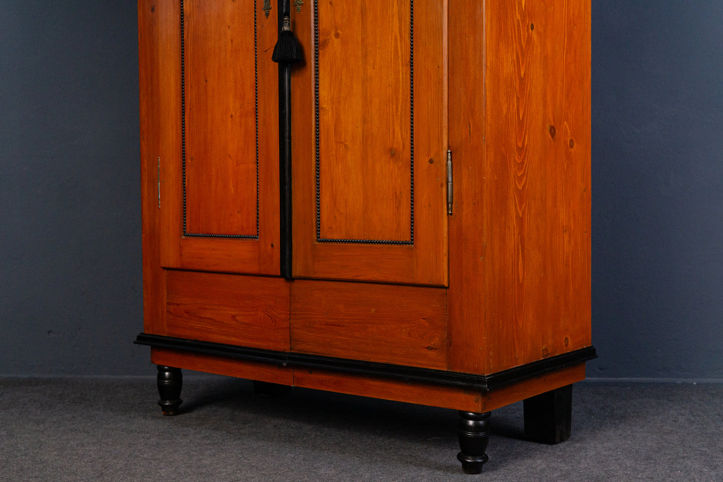 Kleider Schrank Garderobe Kommode Regal Vintage Alt Antik 2312_1405