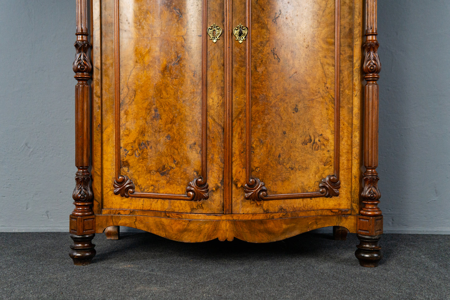 Antik Vertiko Schrank Regal Kommode Anrichte Buffet Alt MÖBLINGER 2411_2501