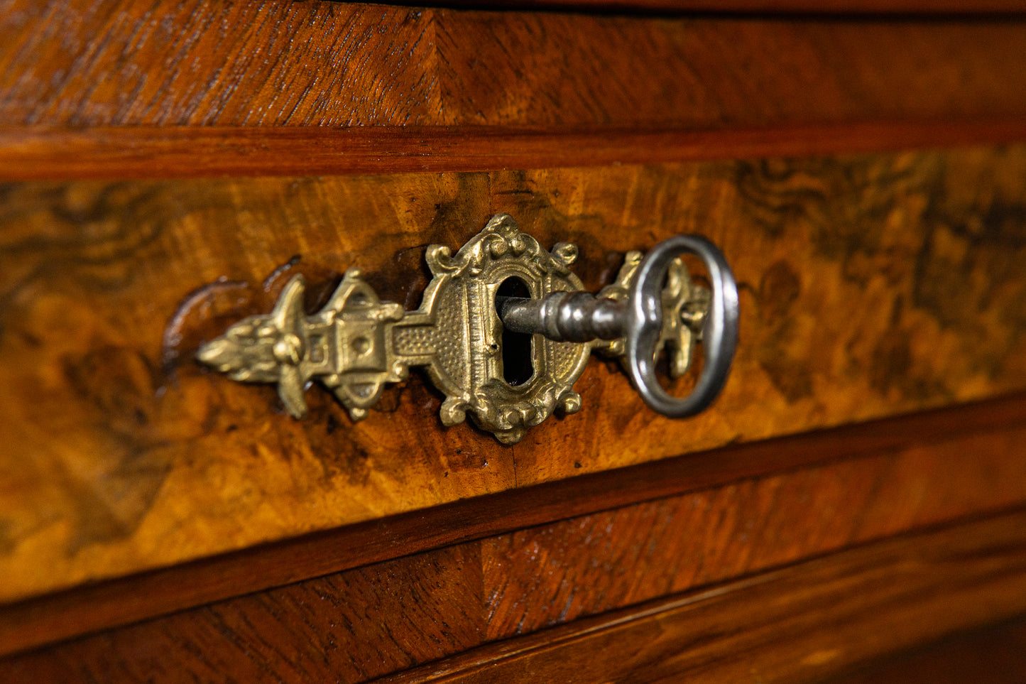 restaur. Antik Gründerzeit Kommode Schrank Spiegel Alt MÖBLINGER 2411_2602