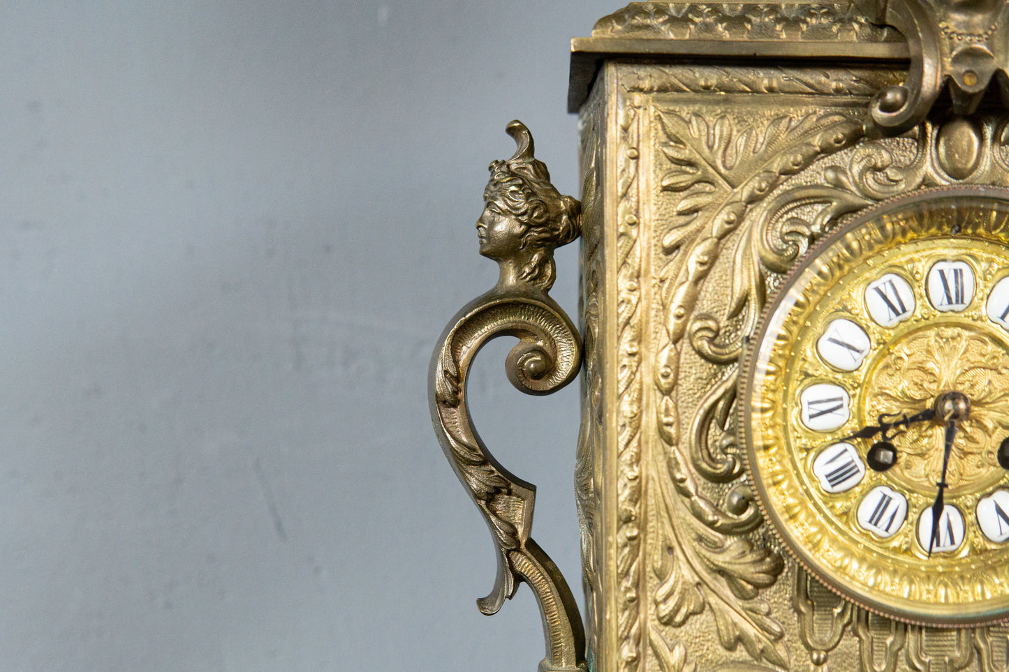 Tischuhr Kaminuhr Messing Uhr Clock Vintage Alt Antik MÖBLINGER 2411_2606