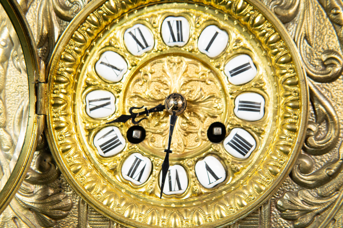 Tischuhr Kaminuhr Messing Uhr Clock Vintage Alt Antik MÖBLINGER 2411_2606