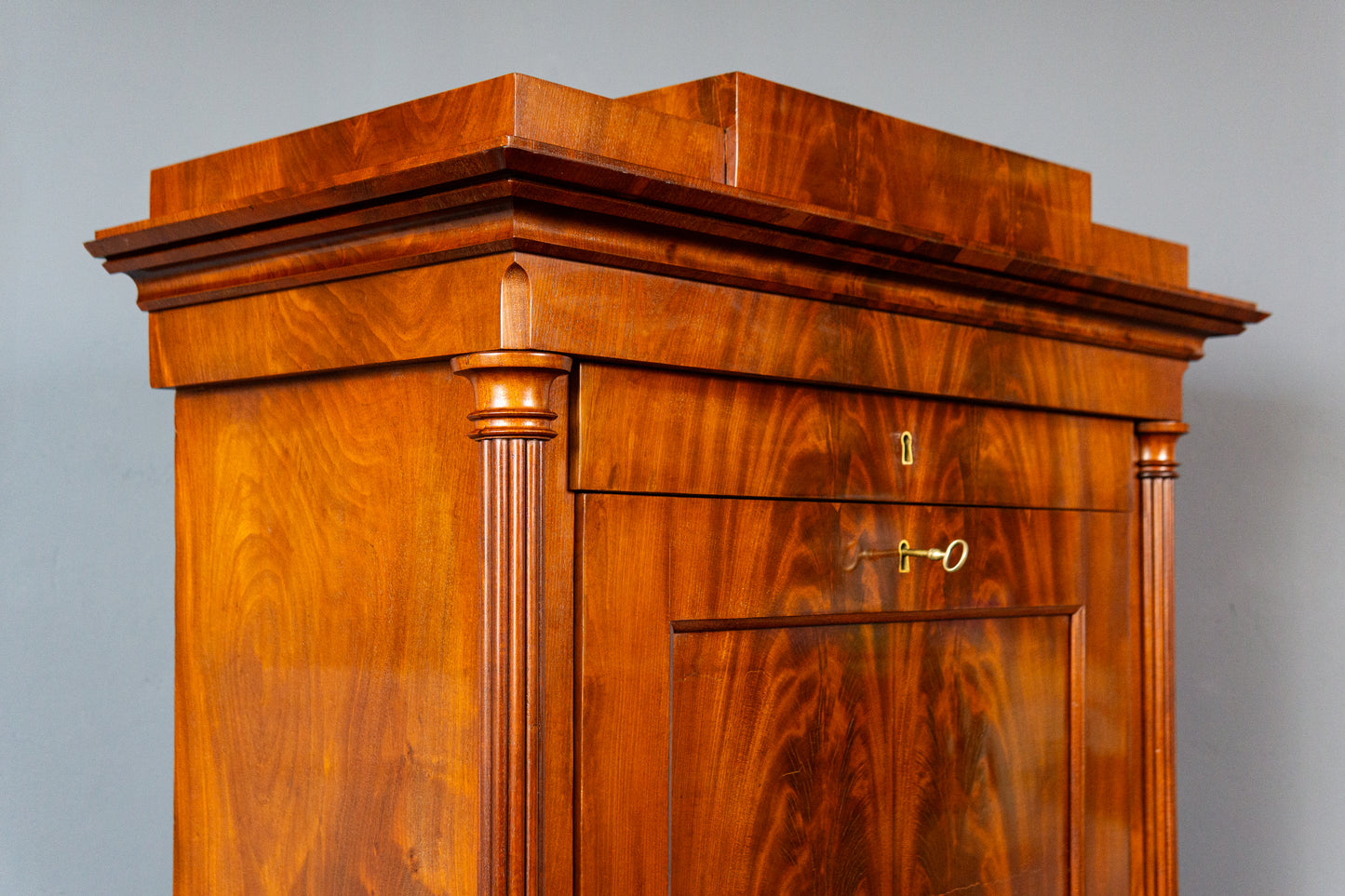 Sekretär Schreibtisch Büro Desk Schrank Regal Antik Alt MÖBLINGER 2411_2607
