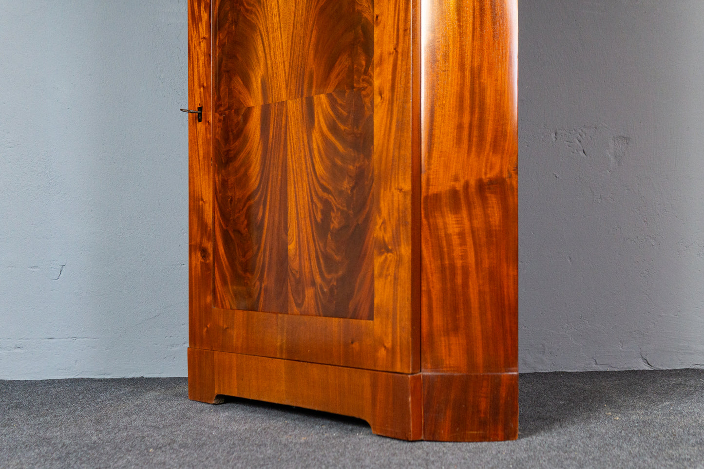 Biedermeier Eckschrank Regal Kommode Schrank Antik Alt MÖBLINGER 2411_2609