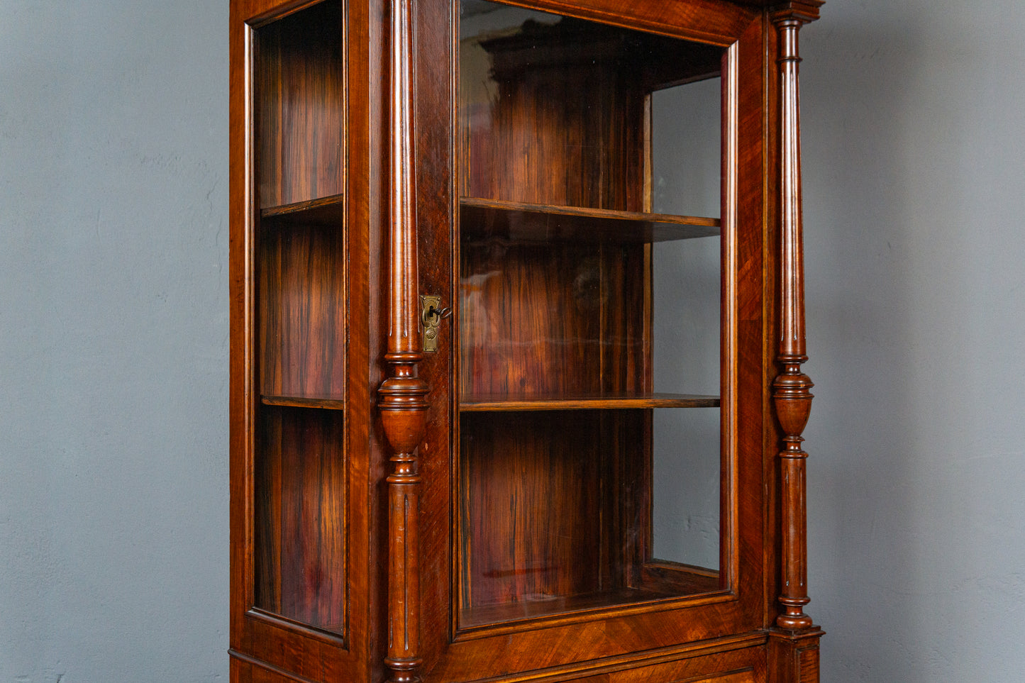 Gründerzeit Vitrine Schrank Regal Buffet Kommode Antik MÖBLINGER 2411_2704