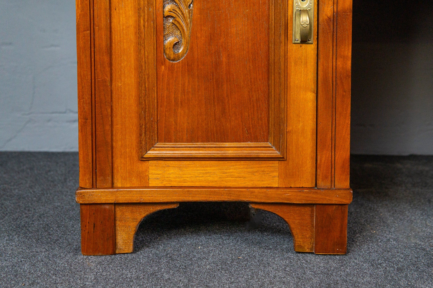 restaur. Schreibtisch Sekretär Büro Tisch Schrank Antik MÖBLINGER 2411_2708