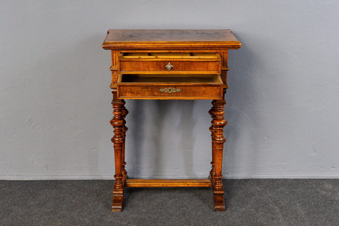 Gründerzeit Schrank Vintage Tisch Kommode Nähtisch Antik MÖBLINGER 2411_2801