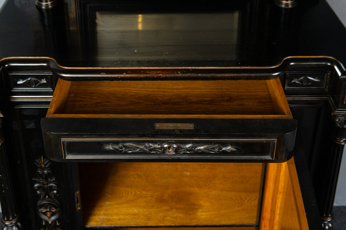 Vintage Alt Schrank Kommode Antik Anrichte Buffet Regal MÖBLINGER