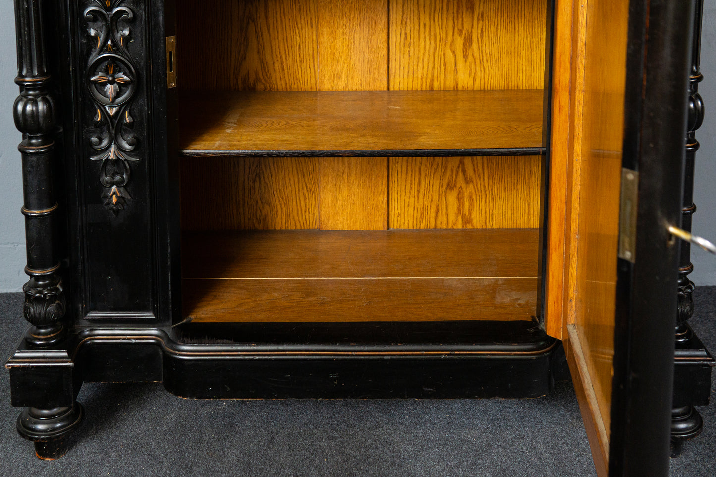 Vintage Alt Schrank Kommode Antik Anrichte Buffet Regal MÖBLINGER