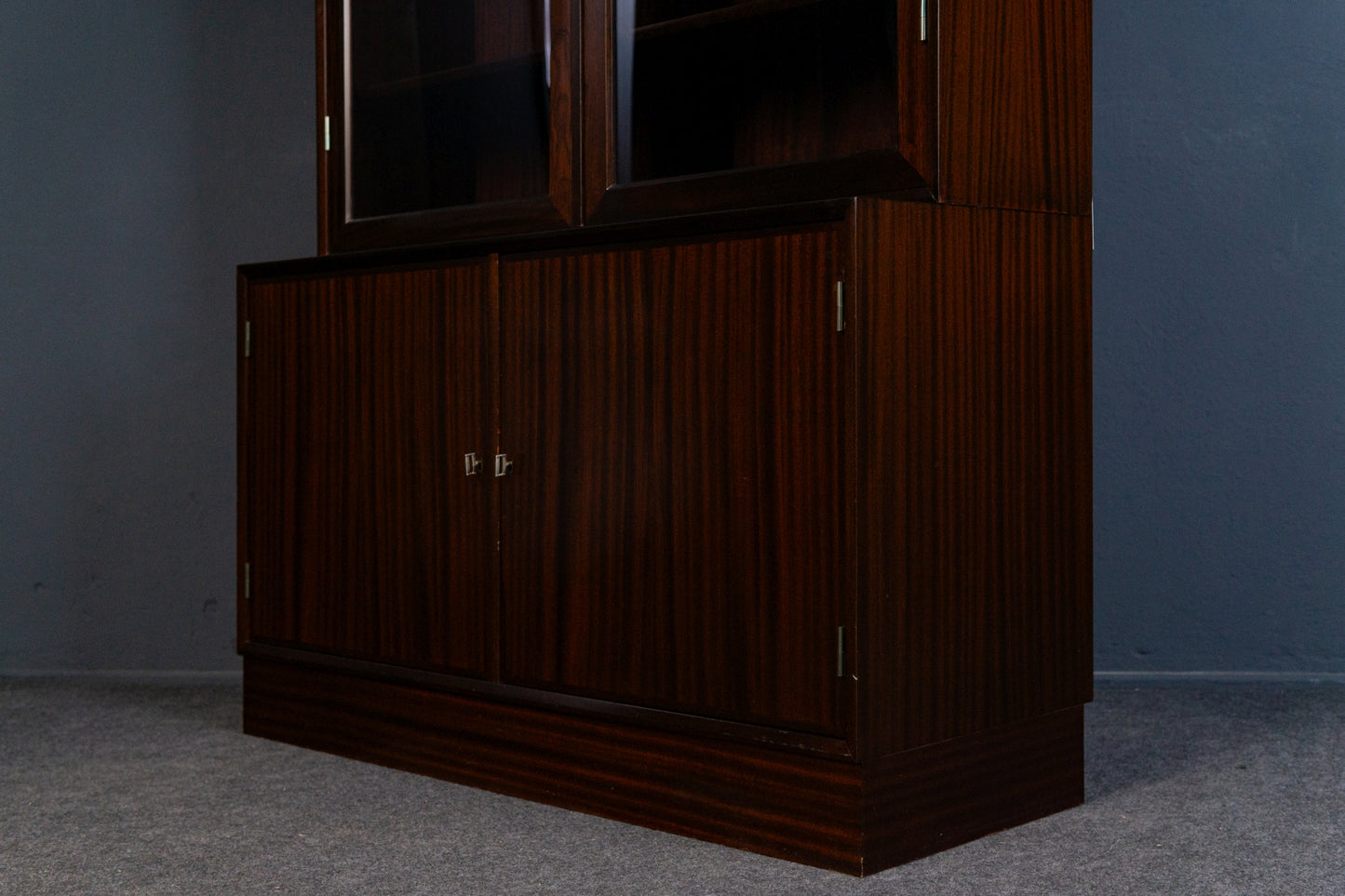 Schrank Vitrine Anrichte Buffet Kommode Regal Alt Antik 2401_2205