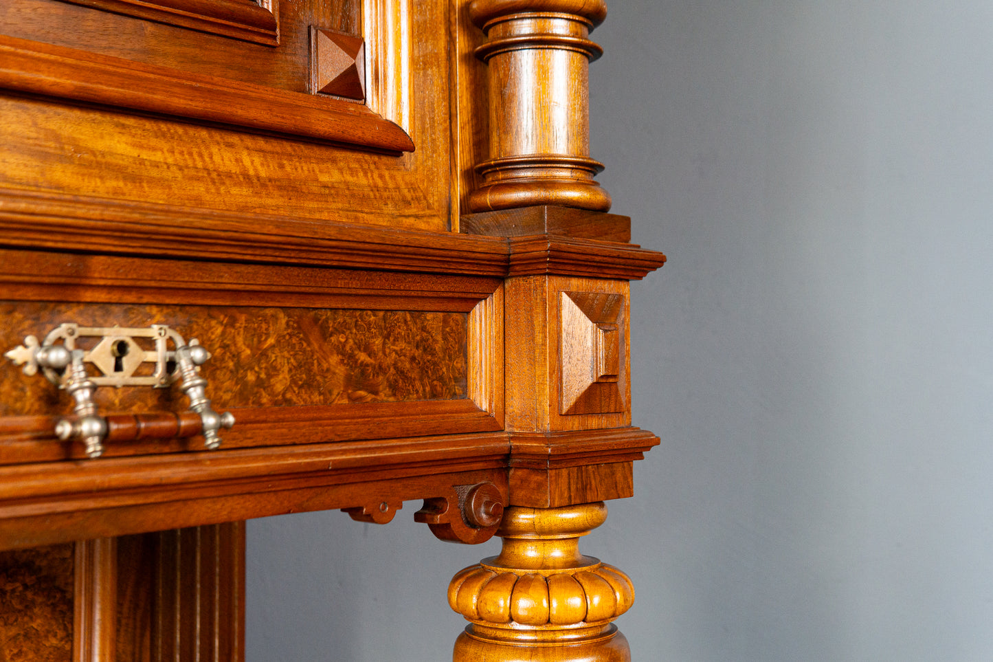 Groschkus Gründerzeit Antik Buffet Alt Schrank Anrichte MÖBLINGER 2412_0303