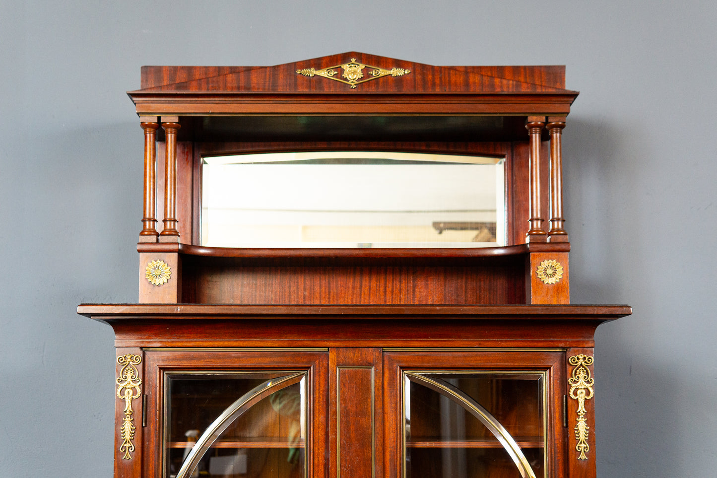 Vertiko Anrichte Schrank Kommode Sideboard Regal Antik MÖBLINGER 2412_0401