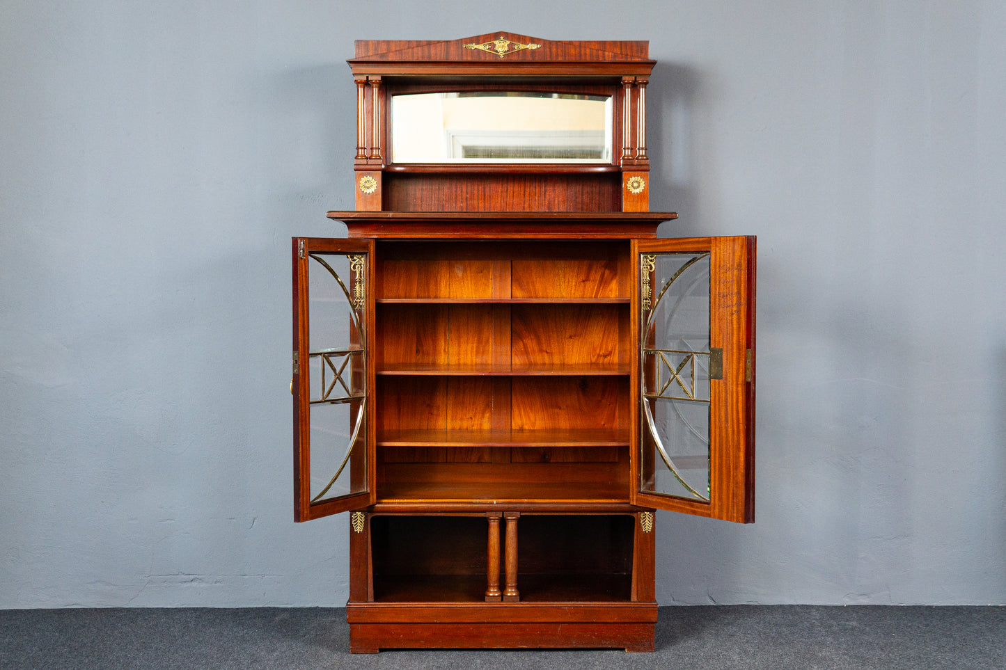 Vertiko Anrichte Schrank Kommode Sideboard Regal Antik MÖBLINGER 2412_0401