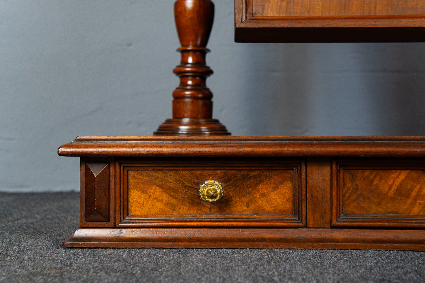 Praktischer Gründerzeit Spiegelaufsatz, zweite Hälfte des 19.Jahrhunderts - Kommode Schrank Regal Spiegel Mirror Alt Antik MÖBLINGER