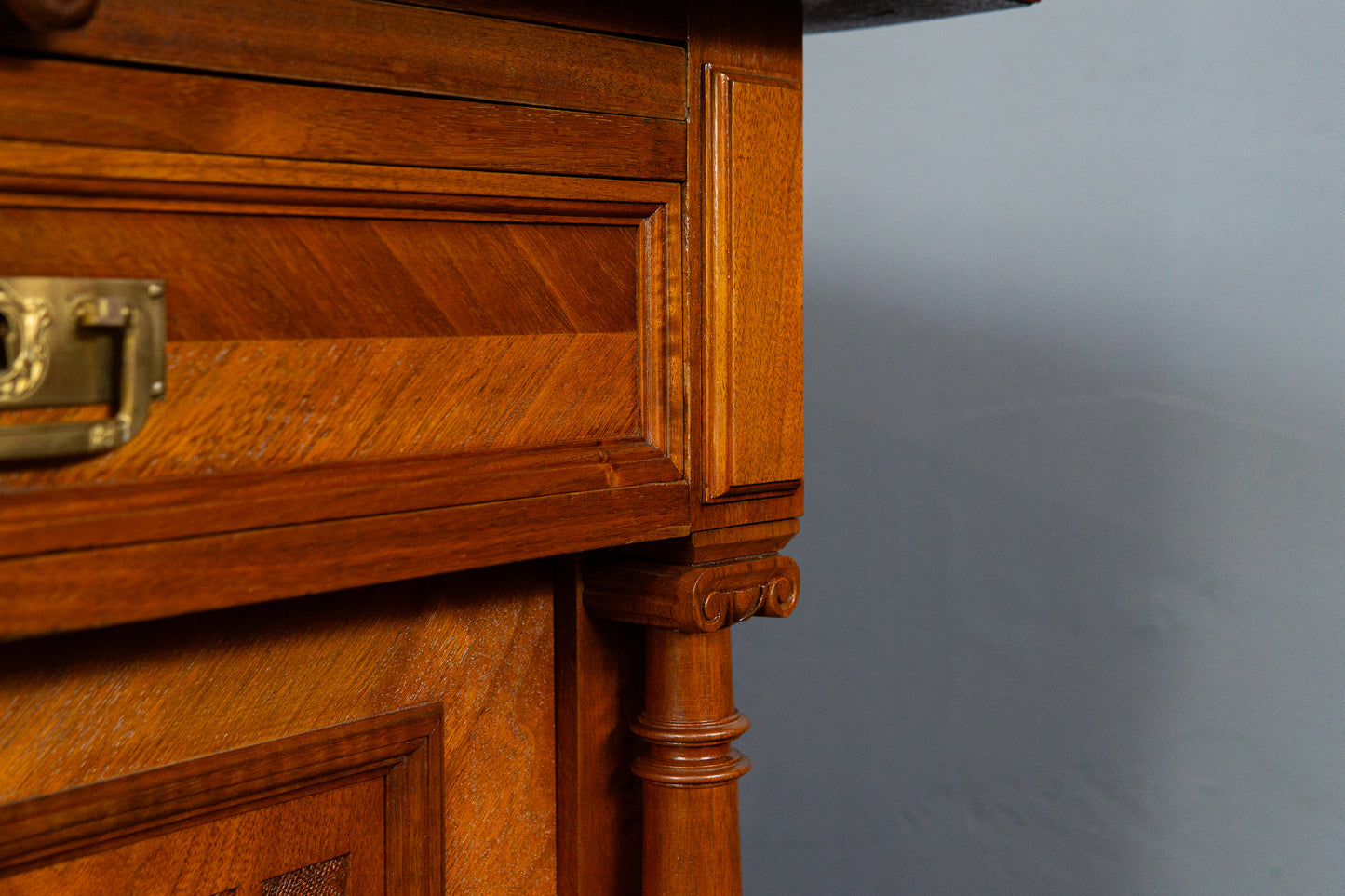 restau. Sideboard Kommode Antik Schrank Buffet Anrichte MÖBLINGER 2412_0407