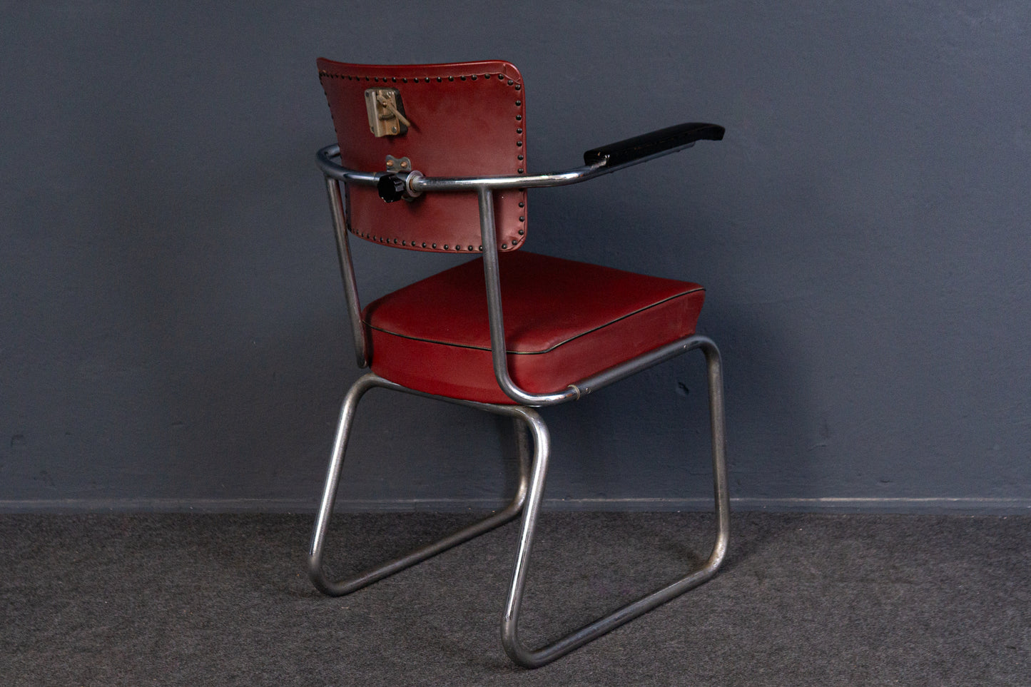 Freischwinger Design Stuhl Sessel Hocker Tisch Vintage 2402_0503