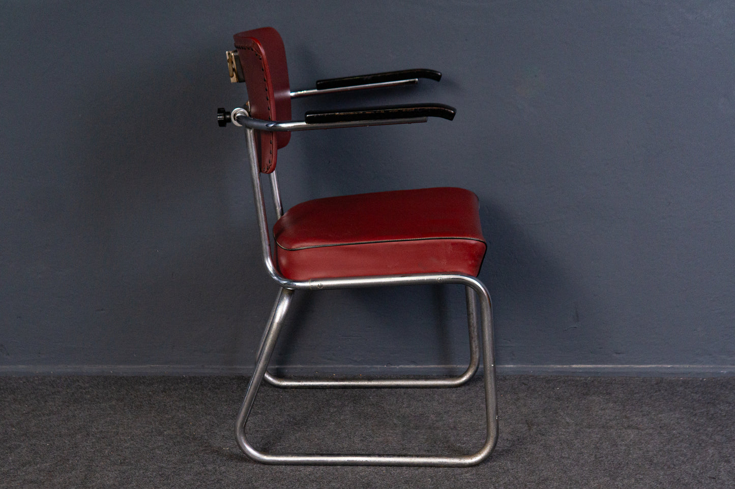 Freischwinger Design Stuhl Sessel Hocker Tisch Vintage 2402_0503